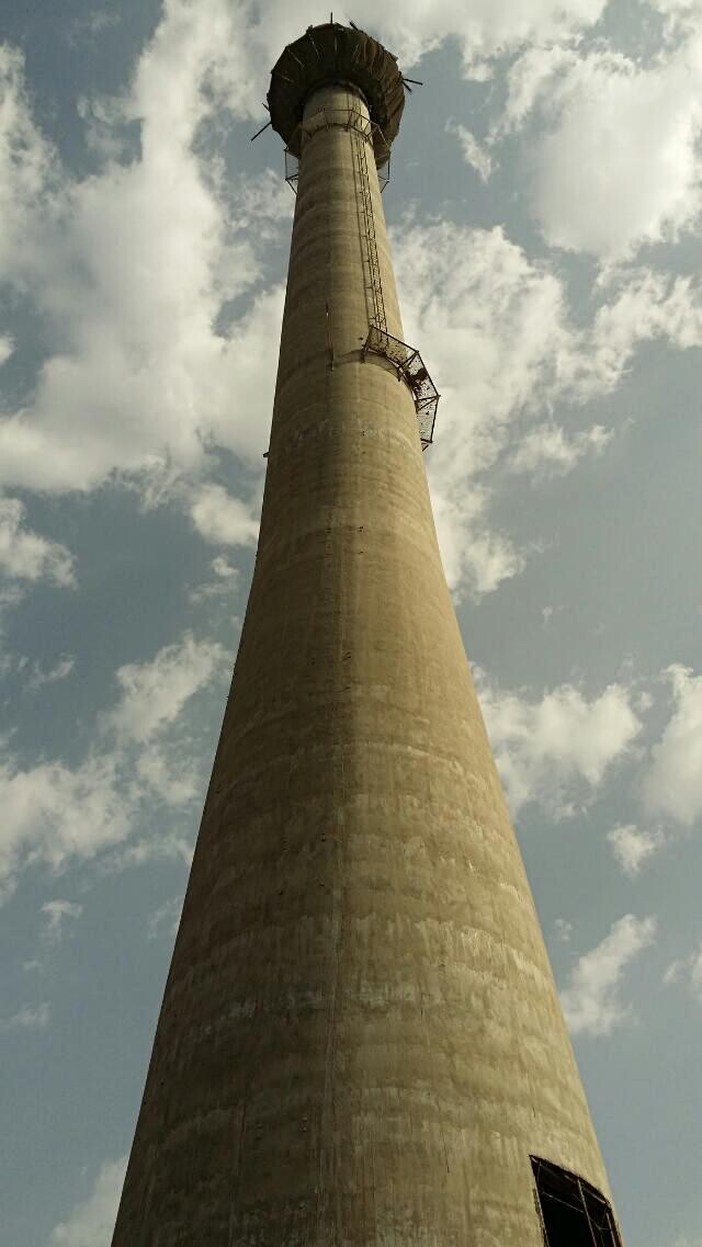 盐城180米混凝土烟囱滑膜